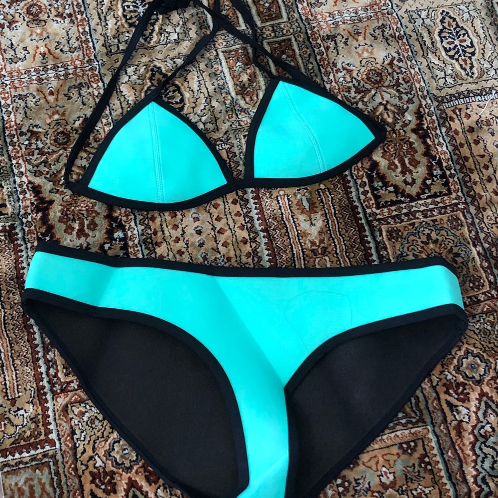 Triangl Bikini with bags
